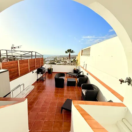 Relax Y Vistas Al Mar Desde Terraza